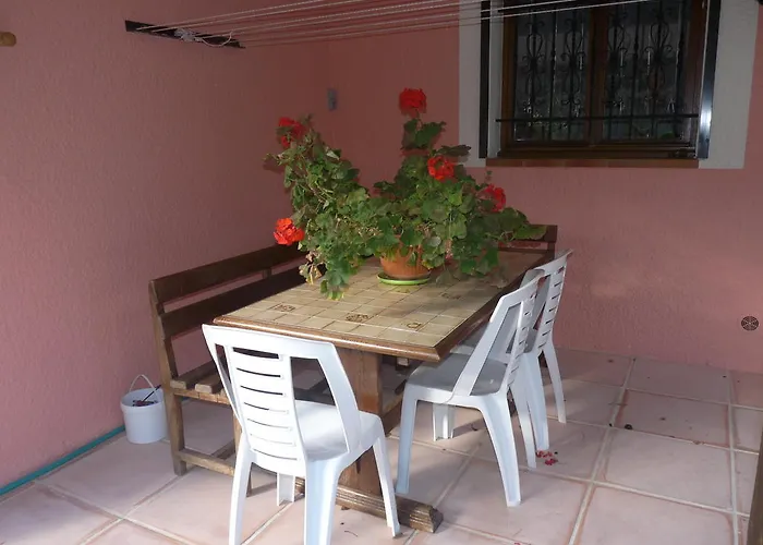 Bed & Breakfast D'hotes Le Baou 3*